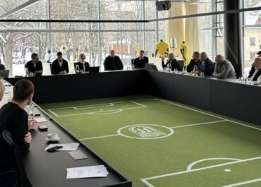 I Lyga przesuwa start rozgrywek